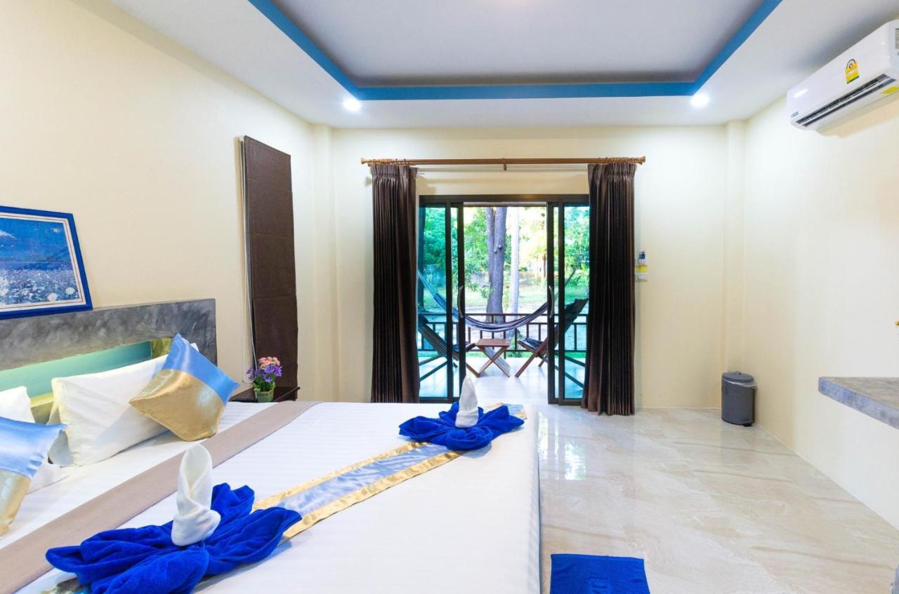 The Sun Long Beach Resort Koh Lanta Exterior photo