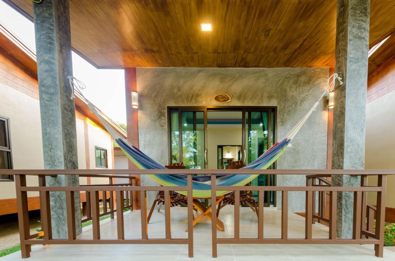 The Sun Long Beach Resort Koh Lanta Exterior photo